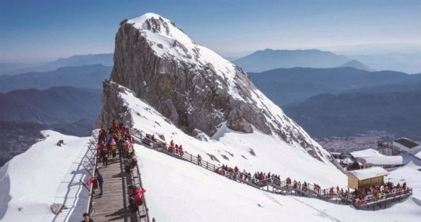 正规配资平台网 春节出游新风向，“错峰小众”目的地受青睐